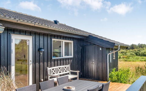 Hildegardt - 1Km from the Sea: Tag, Hus, Hjem, Sommerhus, Sidespor, Estate, Indkørsel, Garden Bygninger, Gård, Skur