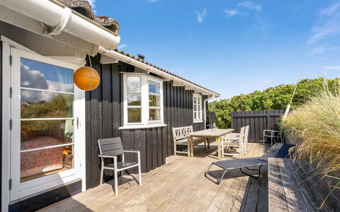 Kasperi - 250M from the Sea: Træ, Sommerhus, Hårdttræ, Planke, Bejdse, Garden Bygninger, Design, Gård, Bjælkehytte, Backyard