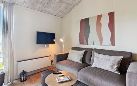 Eydis - 150M from the Sea: Møbel, Indretning, Gulvbelægning, Etage, Væg, Couch, Træ, Loft, Værelse, Stue