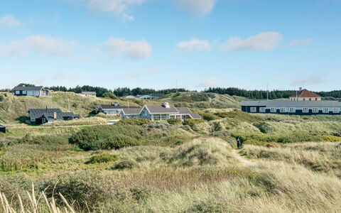 Anne - 100M from the Sea: Økoregion, Landskab, Land Lot, Landdistrikt, Almindeligt, Sommerhus, Prærie, Hældning, Mark, Steppe