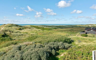 Anne - 100M from the Sea