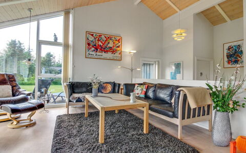 Villads - 1Km from the Sea: Træ, Hus, Sommerhus, Hjem, Tag, Landdistrikt, Sidespor, Bjælkehytte, Garden Bygninger, Hårdttræ