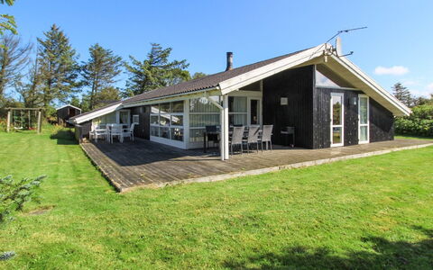 Gesine - 900M from the Sea: 