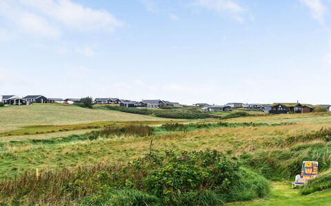 Marne - 500M from the Sea: Træ, Hus, Sommerhus, Hjem, Tag, Landdistrikt, Sidespor, Bjælkehytte, Garden Bygninger, Hårdttræ