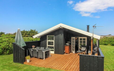 Myriam - 200M from the Sea: Plantesamfund, Sollys, Urteagtig Plante, Have, Plantation, Landbrug, Farm