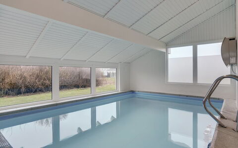 Hilkka - 500M from the Sea: Tag, Hus, Land Lot, Hjem, Sommerhus, Estate, Garden Bygninger, Skygge, Bjælkehytte, Landscaping