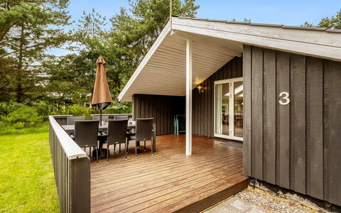 Gerlinde - 600M from the Sea: Græs, Græs-, Land Lot, Sommerhus, Landdistrikt, Eng, Garden Bygninger, Have, Skur