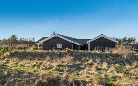 Oskarvine - 900M from the Sea: Tag, Hus, Hjem, Sommerhus, Sidespor, Estate, Indkørsel, Garden Bygninger, Gård, Skur