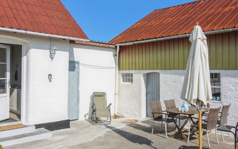 Fraþulf - 6Km from the Sea: Træ, Bejdse, Planke, Hårdttræ, Sommerhus, Dæk, Sidespor, Skygge, Trægulve, Garden Bygninger