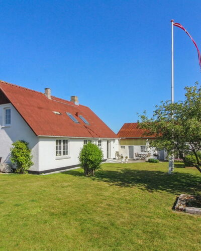 Fraþulf - 6Km from the Sea