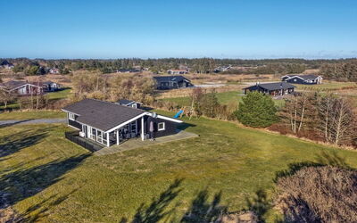 Nynke - 600M from the Sea