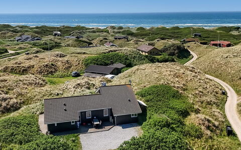 Lauri - 350M from the Sea: Tag, Hus, Boligområde, Hjem, Estate, Sommerhus, Design