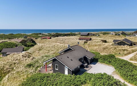 Lauri - 350M from the Sea: 