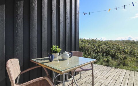 Lauri - 350M from the Sea: 