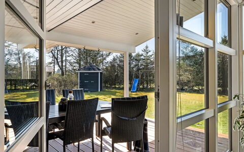 Troels - 750M from the Sea: Træ, Bejdse, Planke, Hårdttræ, Sommerhus, Dæk, Sidespor, Skygge, Trægulve, Garden Bygninger