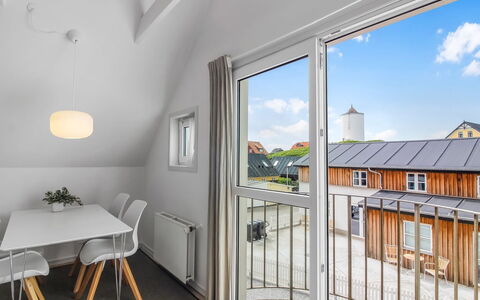Poulsen - 200M from the Sea: Blå, Sommerhus, Hus, Hjem, Stuehus, Estate, Sidespor