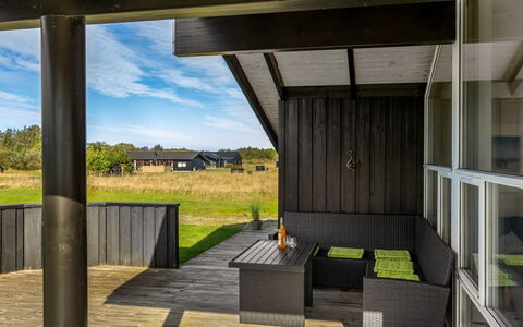 Asol - 650M from the Sea: Arkitektur, Land Lot, Kompositmateriale, Skygge, Veranda, Sidespor, Dæk, Planke, Hårdttræ, Garden Bygninger