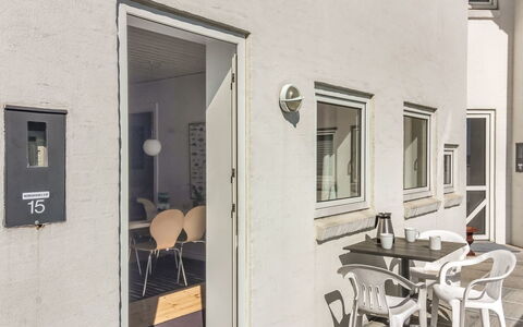 Britta - 100M from the Sea: Sommerhus, Have, Sidespor, Garden Bygninger, Skygge, Gård, Backyard, Lawn, Stuehus, Landscaping