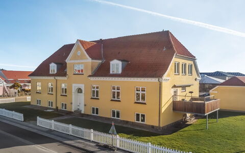 Gerrit - 450M from the Sea: 
