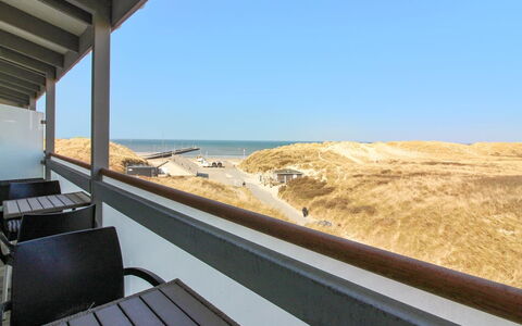 Nonni - 200M from the Sea: Svømmepøl, Udendørs Møbler, Møbel, Udvej, Flise, Eco Hotel, Skygge, Stol, Fritid, Estate