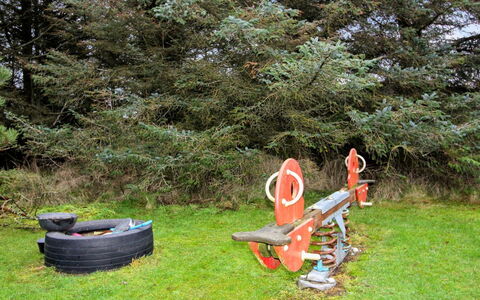 Arie - 500M from the Sea: Sommerhus, Have, Sidespor, Garden Bygninger, Skygge, Gård, Backyard, Lawn, Stuehus, Landscaping