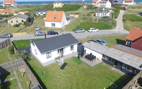 Arnke - 125M from the Sea: Hus, Hjem, Tag, Sommerhus, Busk, Sidespor, Dør, Have, Stuehus