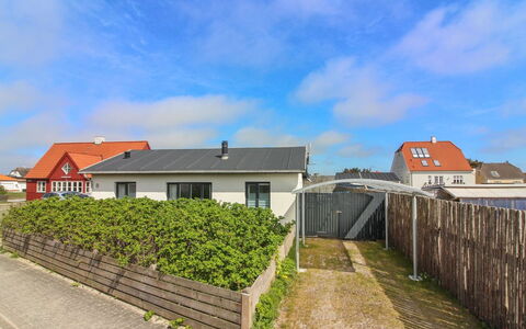 Arnke - 125M from the Sea: Hus, Hjem, Tag, Sommerhus, Busk, Sidespor, Dør, Have, Stuehus