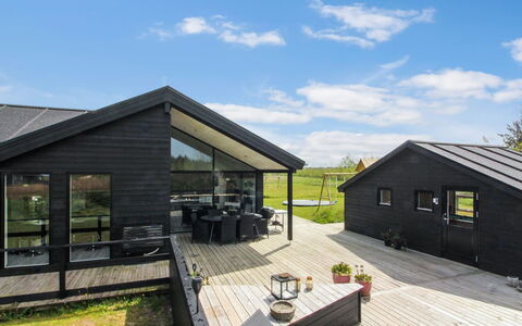 Aldina - 1.5Km from the Sea: Tag, Hus, Hjem, Sommerhus, Sidespor, Estate, Indkørsel, Garden Bygninger, Gård, Skur