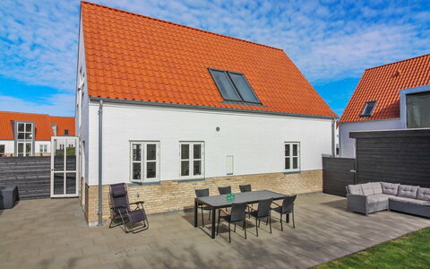 Kimon - 600M from the Sea: Arkitektur, Tag, Hjem, Kompositmateriale, Dagslys, Sidespor, Indkørsel