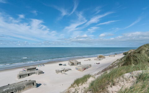Franja - 100M from the Sea: Træ, Hus, Sommerhus, Hjem, Tag, Landdistrikt, Sidespor, Bjælkehytte, Garden Bygninger, Hårdttræ