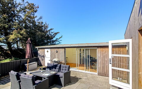 Daren - 600M from the Sea: Tag, Hus, Boligområde, Hjem, Estate, Sommerhus, Design