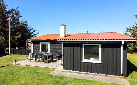 Daren - 600M from the Sea: Tag, Hus, Boligområde, Hjem, Estate, Sommerhus, Design