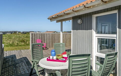 Thorbiorn - 350M from the Sea: Hus, Hjem, Tag, Boligområde, Sommerhus, Estate, Stuehus, Lawn, Landscaping, Sidespor