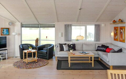 Tayna - 300M from the Sea: Hjem, Sommerhus, Veranda, Sidespor, Stuehus, Udendørs Struktur