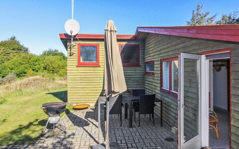 Greet - 700M from the Sea: Tag, Hus, Hjem, Sommerhus, Sidespor, Estate, Indkørsel, Garden Bygninger, Gård, Skur