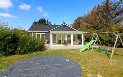 Annina - 500M from the Sea: Tag, Hus, Hjem, Sommerhus, Sidespor, Estate, Indkørsel, Garden Bygninger, Gård, Skur