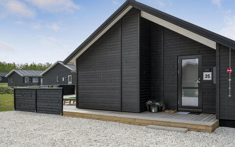 Ina - 1.2Km from the Sea: Sidespor, Sommerhus, Skur, Garden Bygninger, Planke, Bjælkehytte