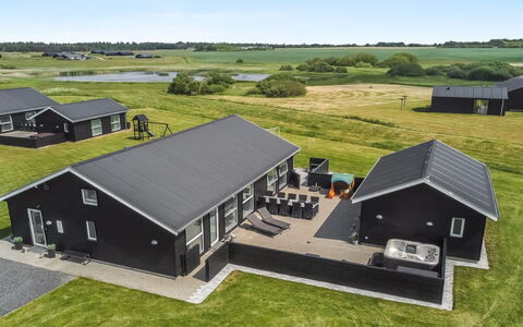Dwerg - 1.5Km from the Sea