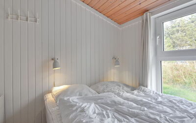Marlie - 600M from the Sea