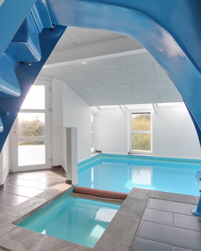 Marlie - 600M from the Sea
