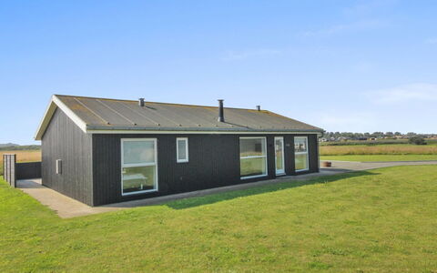 Siger - 1.6Km from the Sea: Træ, Hjem, Veranda, Dæk, Hårdttræ, Tag, Bejdse, Trægulve, Eco Hotel