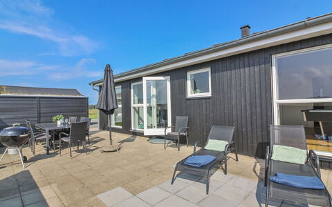 Siger - 1.6Km from the Sea: Træ, Hjem, Veranda, Dæk, Hårdttræ, Tag, Bejdse, Trægulve, Eco Hotel