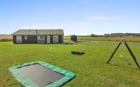Siger - 1.6Km from the Sea: Træ, Hjem, Veranda, Dæk, Hårdttræ, Tag, Bejdse, Trægulve, Eco Hotel