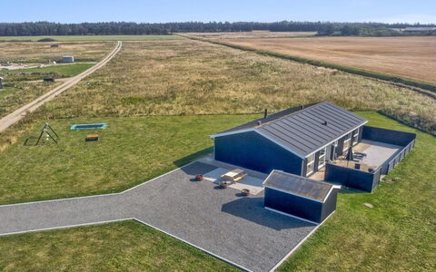 Siger - 1.6Km from the Sea: Træ, Hjem, Veranda, Dæk, Hårdttræ, Tag, Bejdse, Trægulve, Eco Hotel