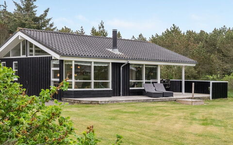 Jara - 700M from the Sea: Sommerhus, Skur, Hytte, Stuehus, Prærie, Hytte, Lade, Bjælkehytte, Garden Bygninger