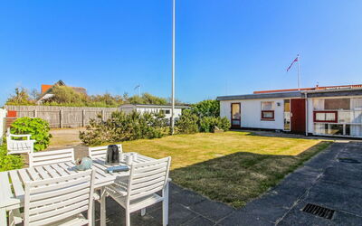 Evangelina - 350M from the Sea