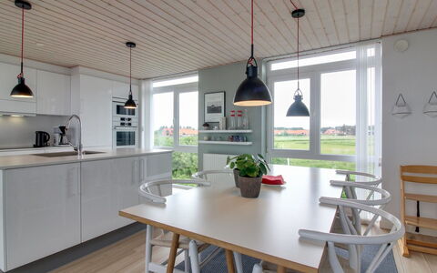 Adna - 700M from the Sea: Svømmepøl, Udendørs Møbler, Møbel, Udvej, Flise, Eco Hotel, Skygge, Stol, Fritid, Estate