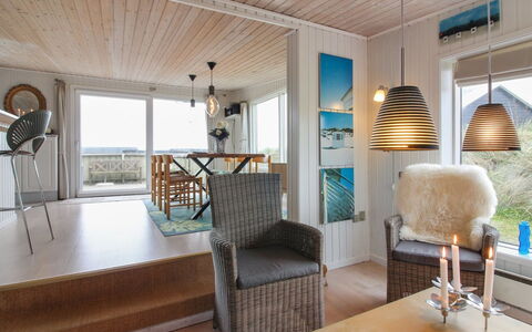 Dyveke - 220M from the Sea: Tag, Land Lot, Sommerhus, Hjem, Landdistrikt, Skur, Sidespor, Garden Bygninger, Bjælkehytte, Hytte