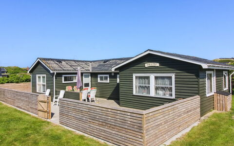 Nore - 350M from the Sea: Træ, Hus, Sommerhus, Hjem, Tag, Landdistrikt, Sidespor, Bjælkehytte, Garden Bygninger, Hårdttræ