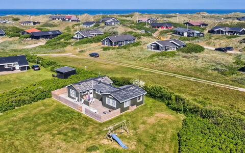 Nore - 350M from the Sea: Træ, Hus, Sommerhus, Hjem, Tag, Landdistrikt, Sidespor, Bjælkehytte, Garden Bygninger, Hårdttræ